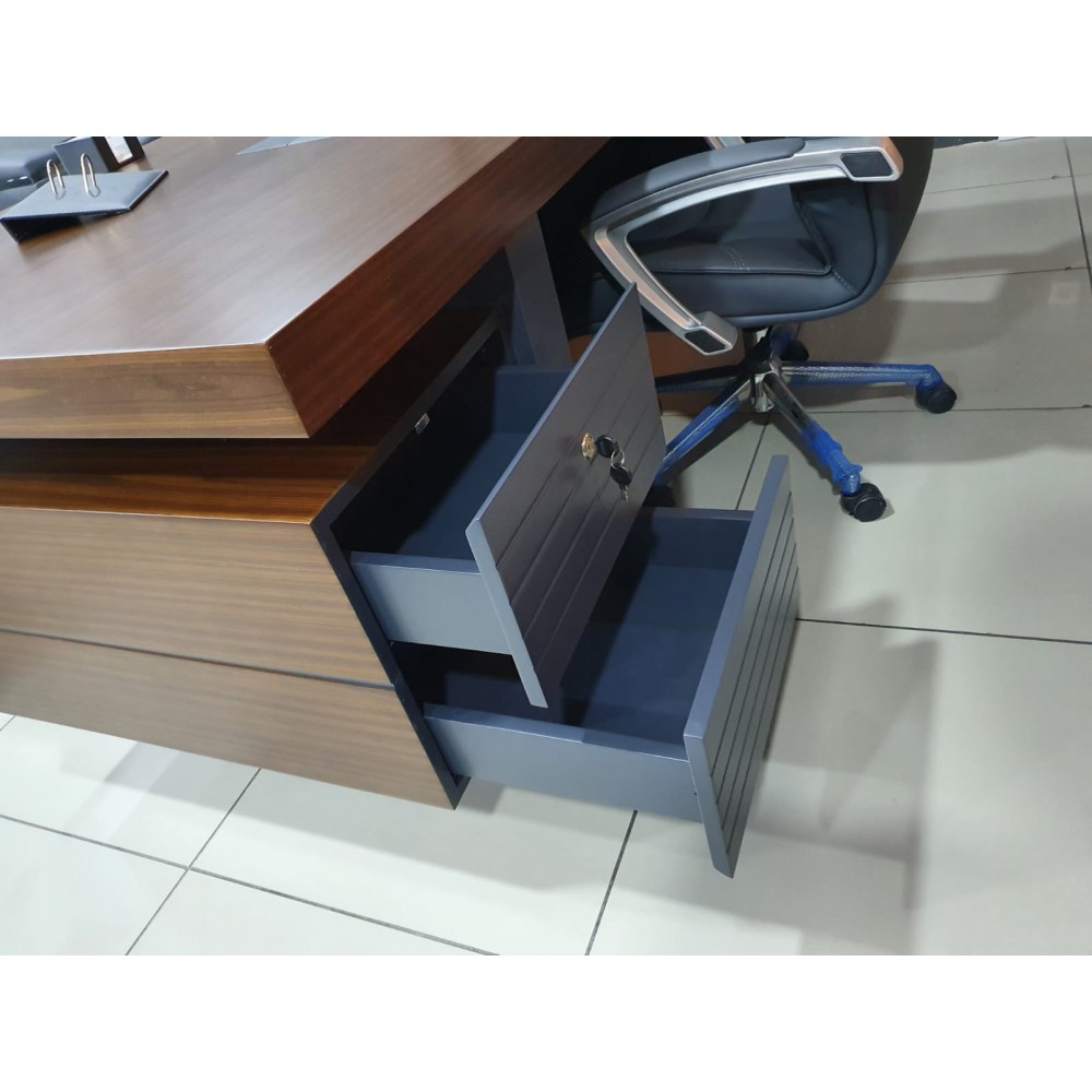 european_office_furniture