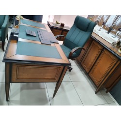 British_Executive_Desk