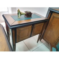 British_Executive_Desk