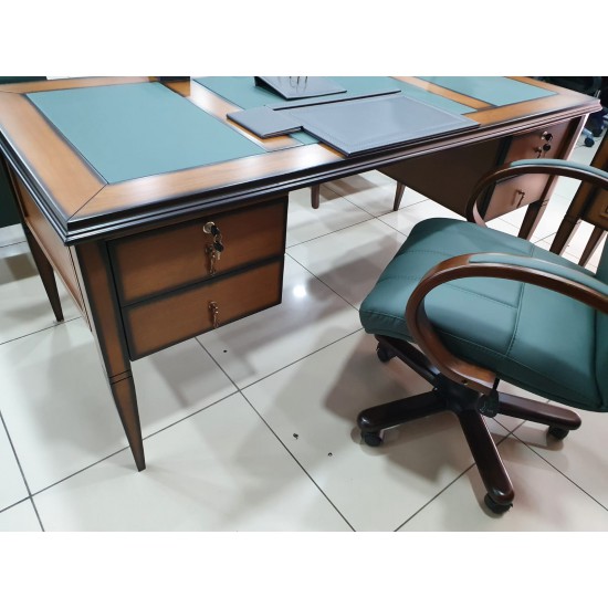 British_Executive_Desk