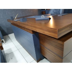 european_office_furniture