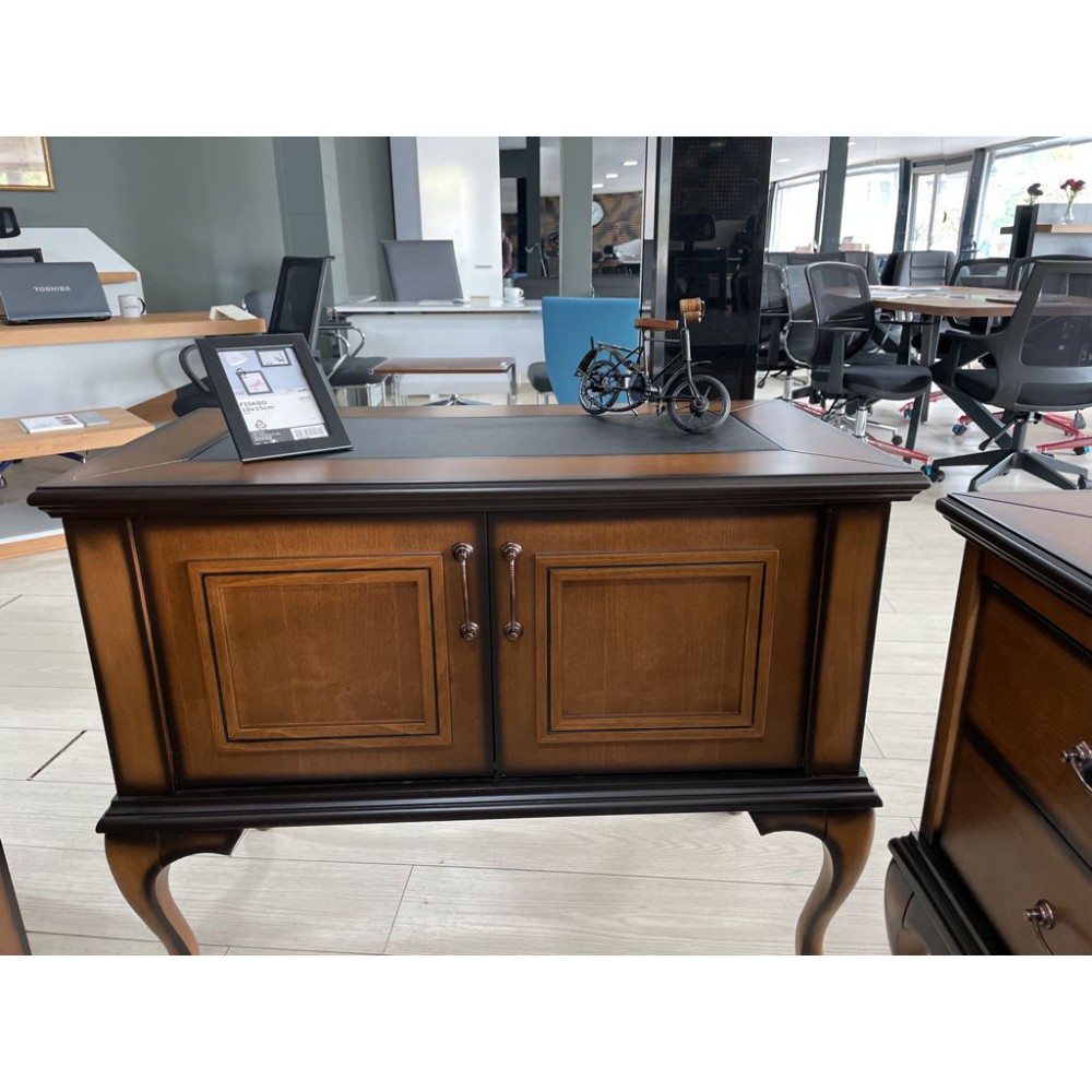 Classic_Office_Furnitures