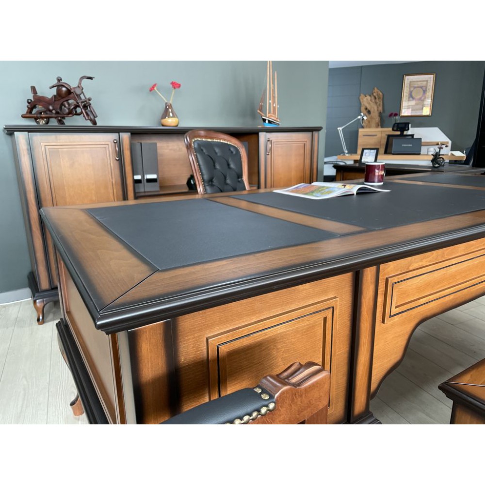 Classic_Office_Furnitures