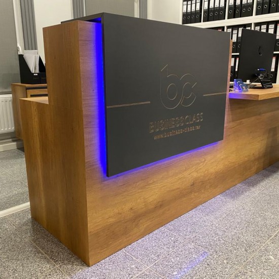 Parma Special Reception Desk