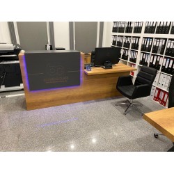 Parma Special Reception Desk