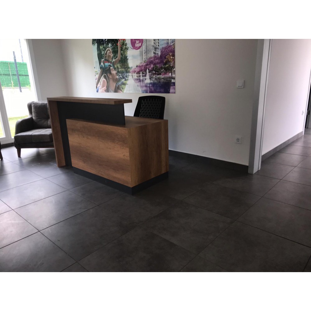 Reception Desk in London