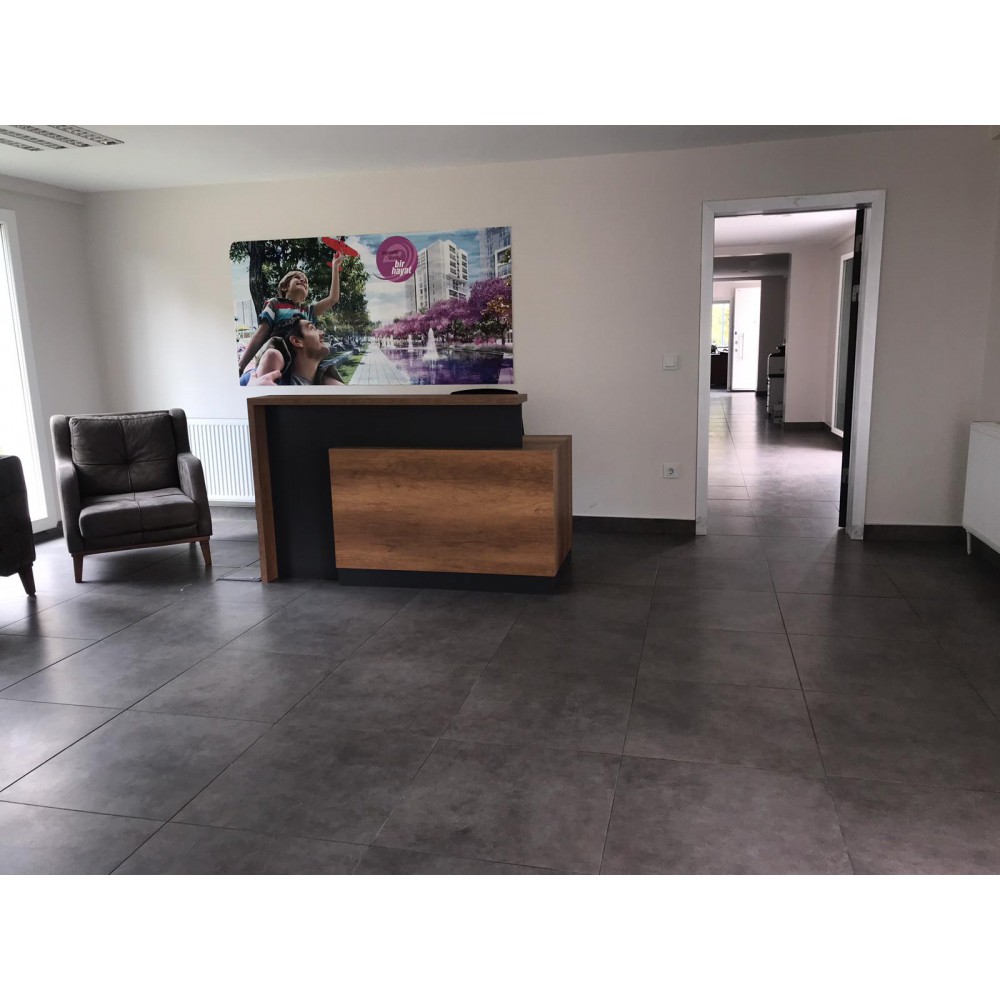 Reception Desk in London