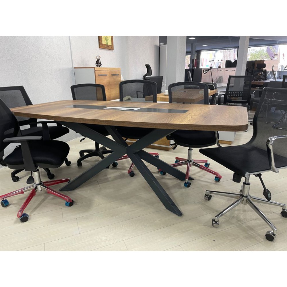 Oval Meeting Table