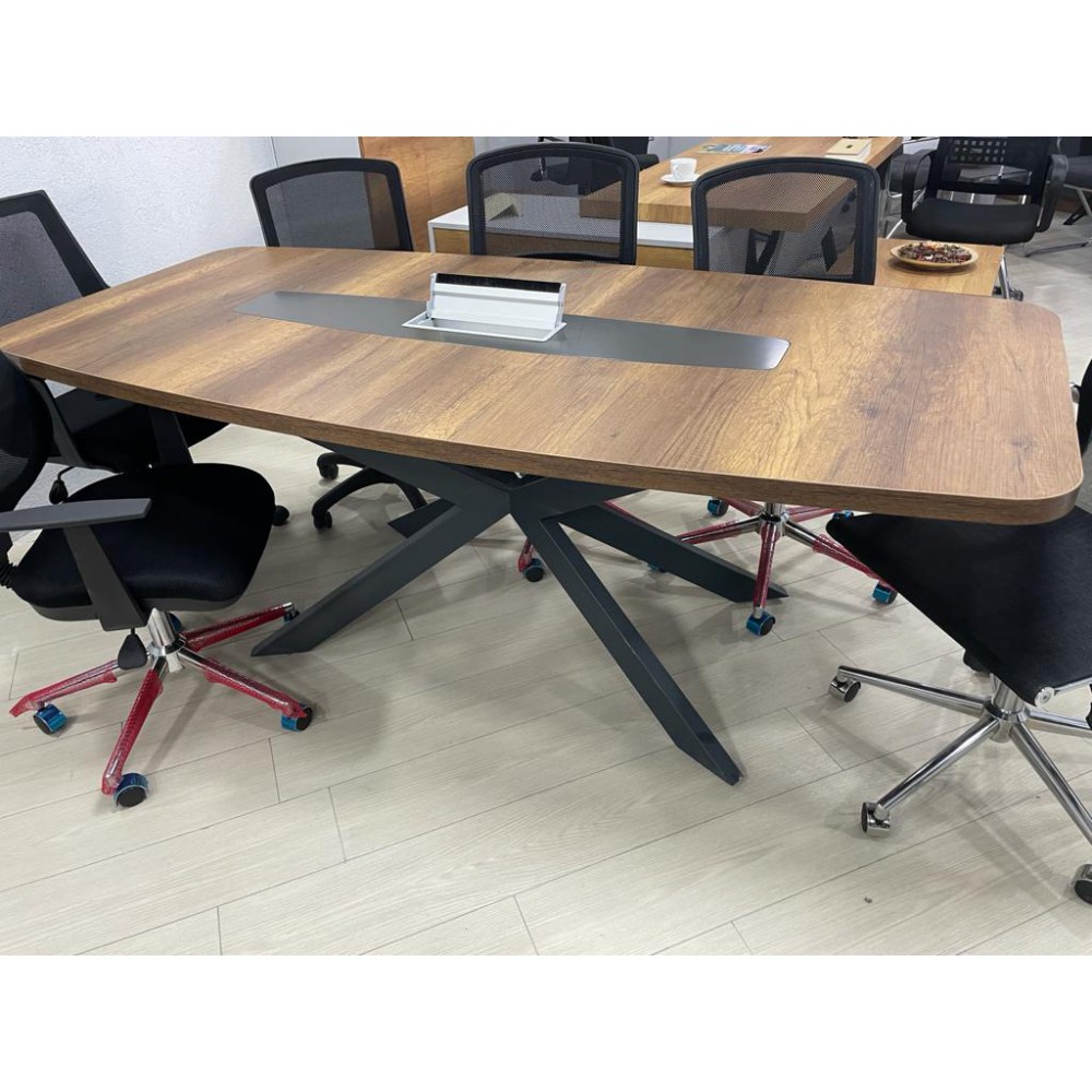 Oval Meeting Table