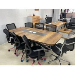 Oval Meeting Table