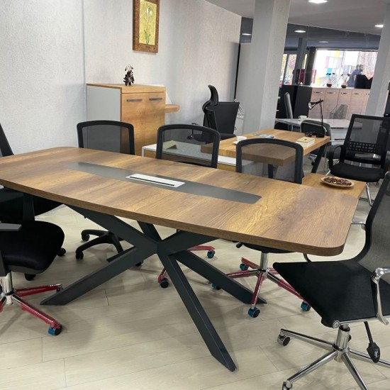 Oval Meeting Table