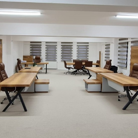 Staff Tables Istanbul