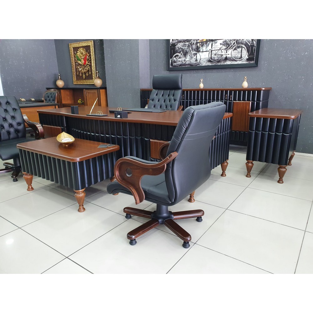 Ceo Executive Office Desk