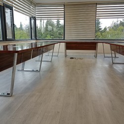 U Meeting Table, Adjustable Front