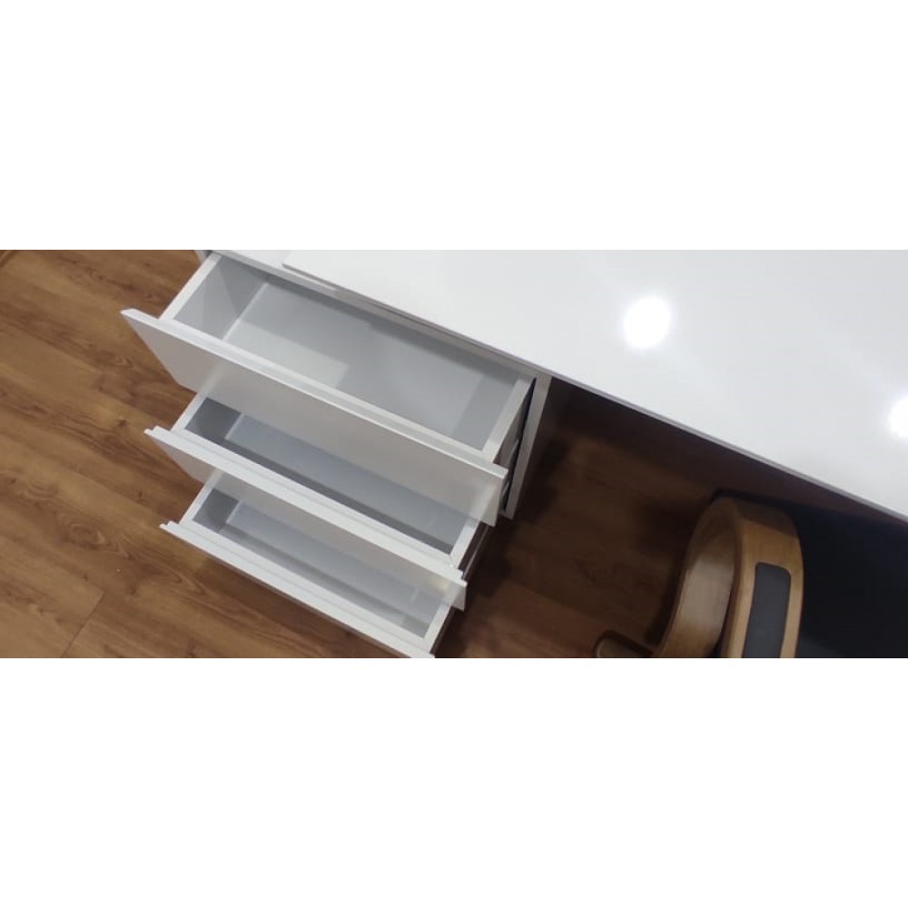 office_furnitures_white