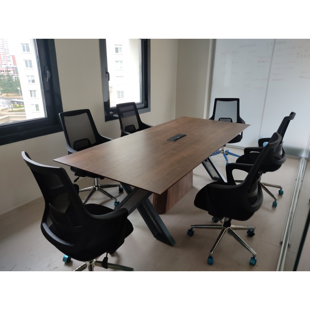 Foreign Customer Office Furniture