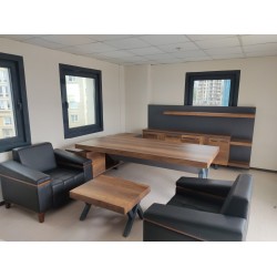 Foreign Customer Office Furniture