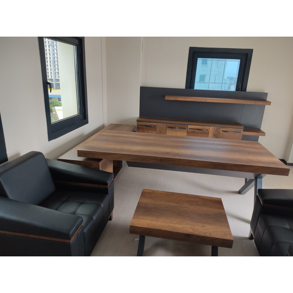 Foreign Customer Office Furniture