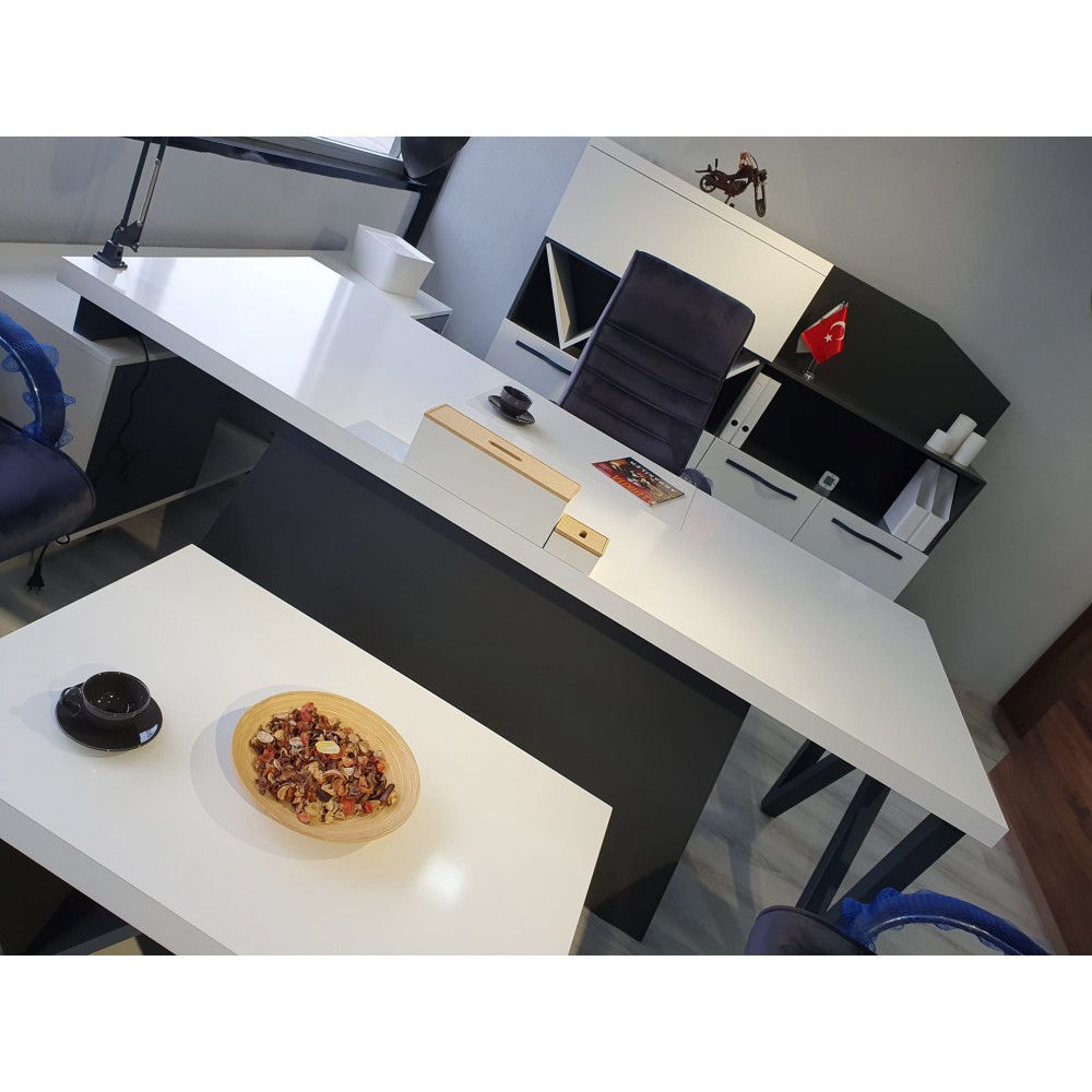 White_office_furnitures