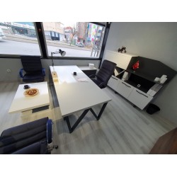 White_office_furnitures