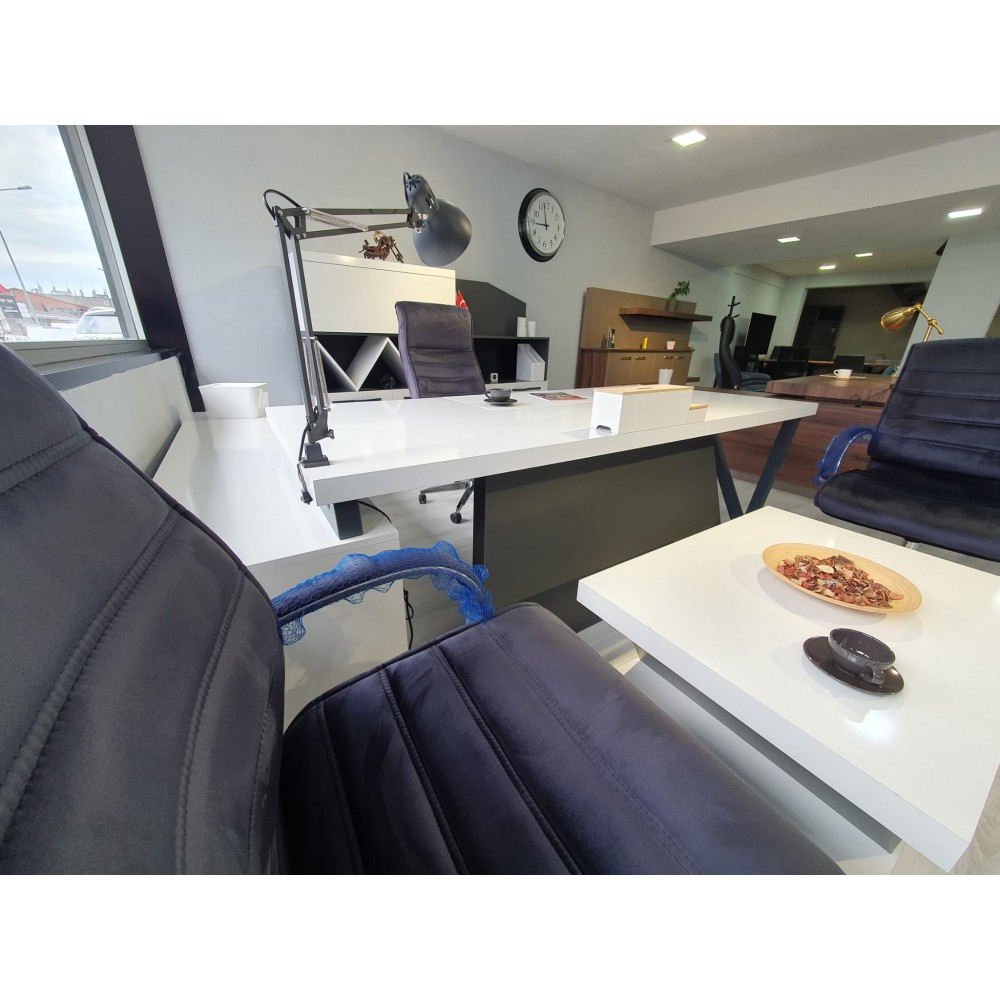 White_office_furnitures