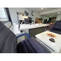 White_office_furnitures