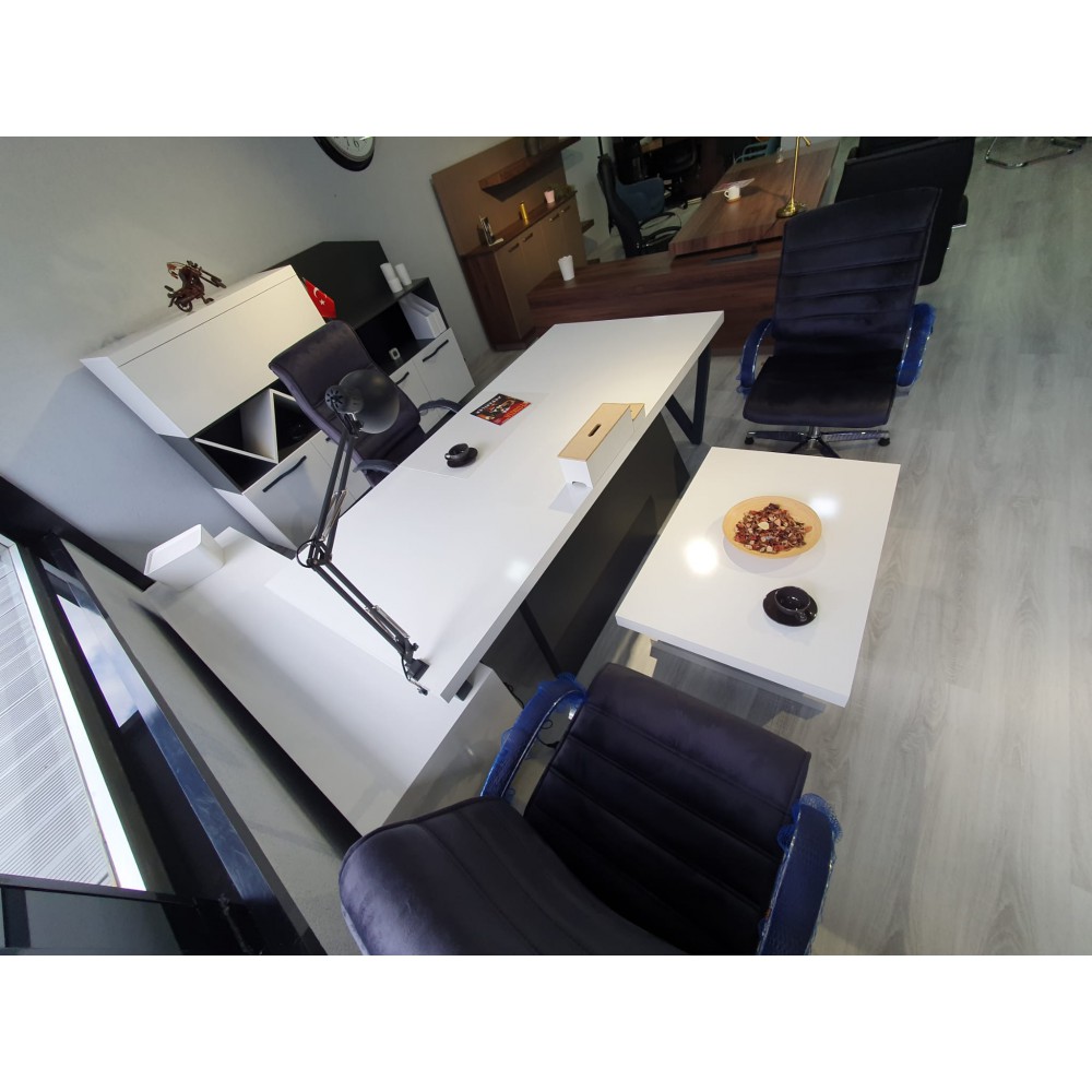 White_office_furnitures