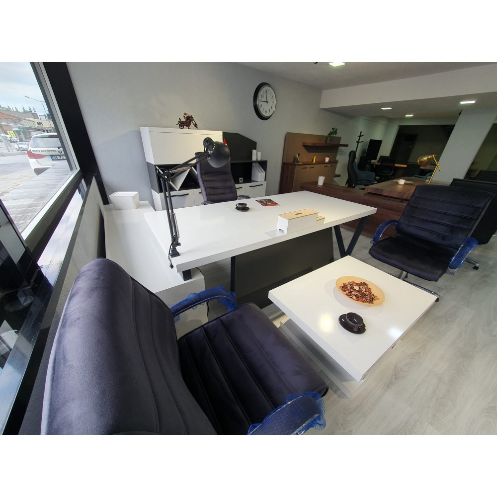 White_office_furnitures