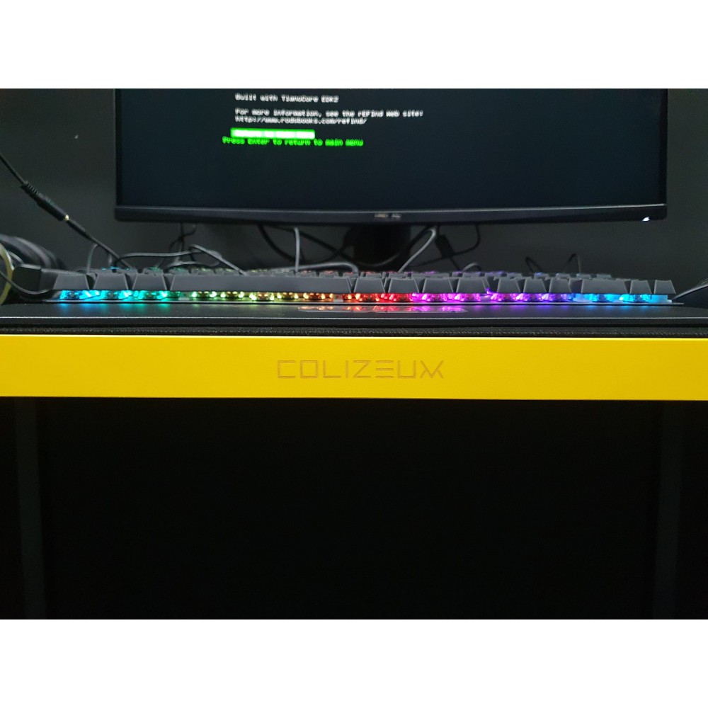 Colizeum Gaming Desks And Game Furnitures