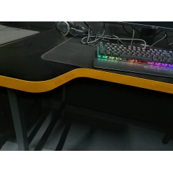 Colizeum Gaming Desks And Game Furnitures