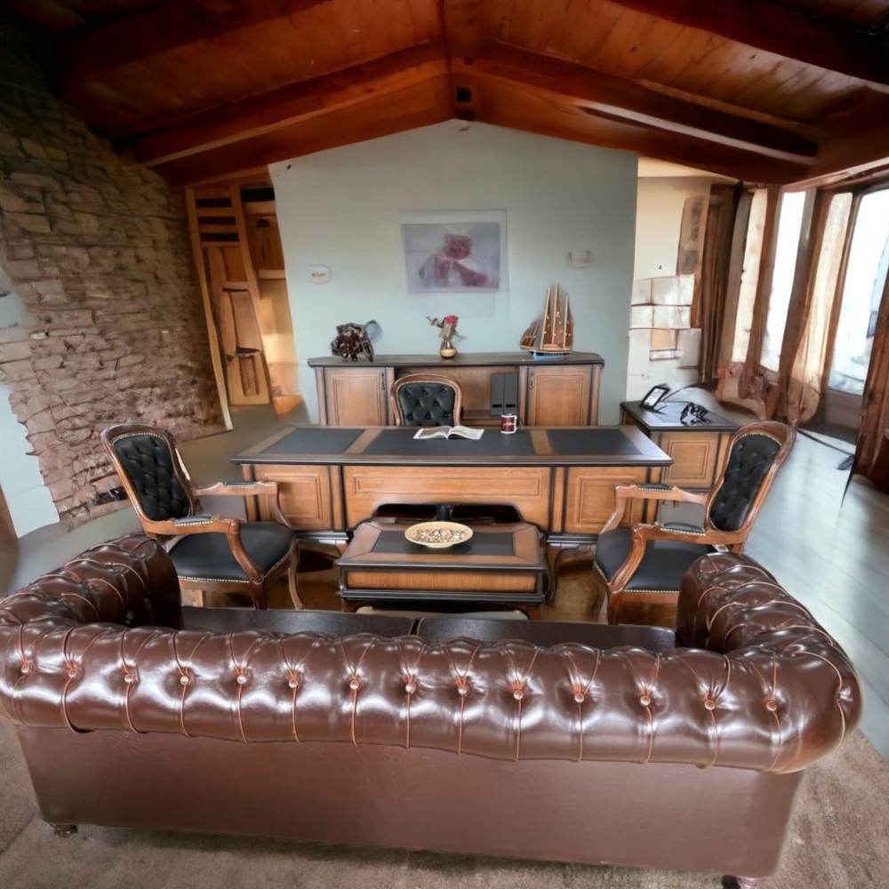 Classic_Office_Furnitures