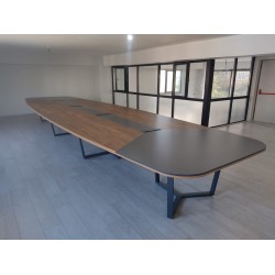 Big_Meeting_Table