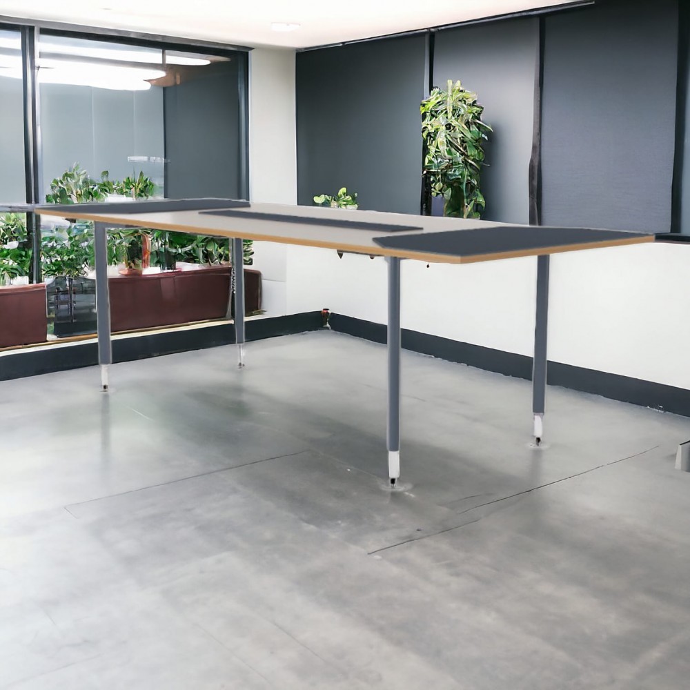 Bochum Meeting Table