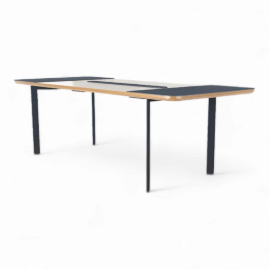 Dortmund Meeting Table Dortmund Meeting Table
