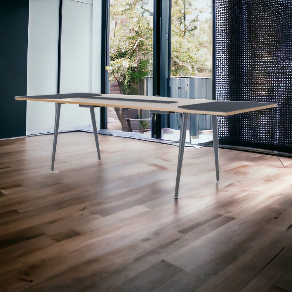 Leverkusen Meeting Table