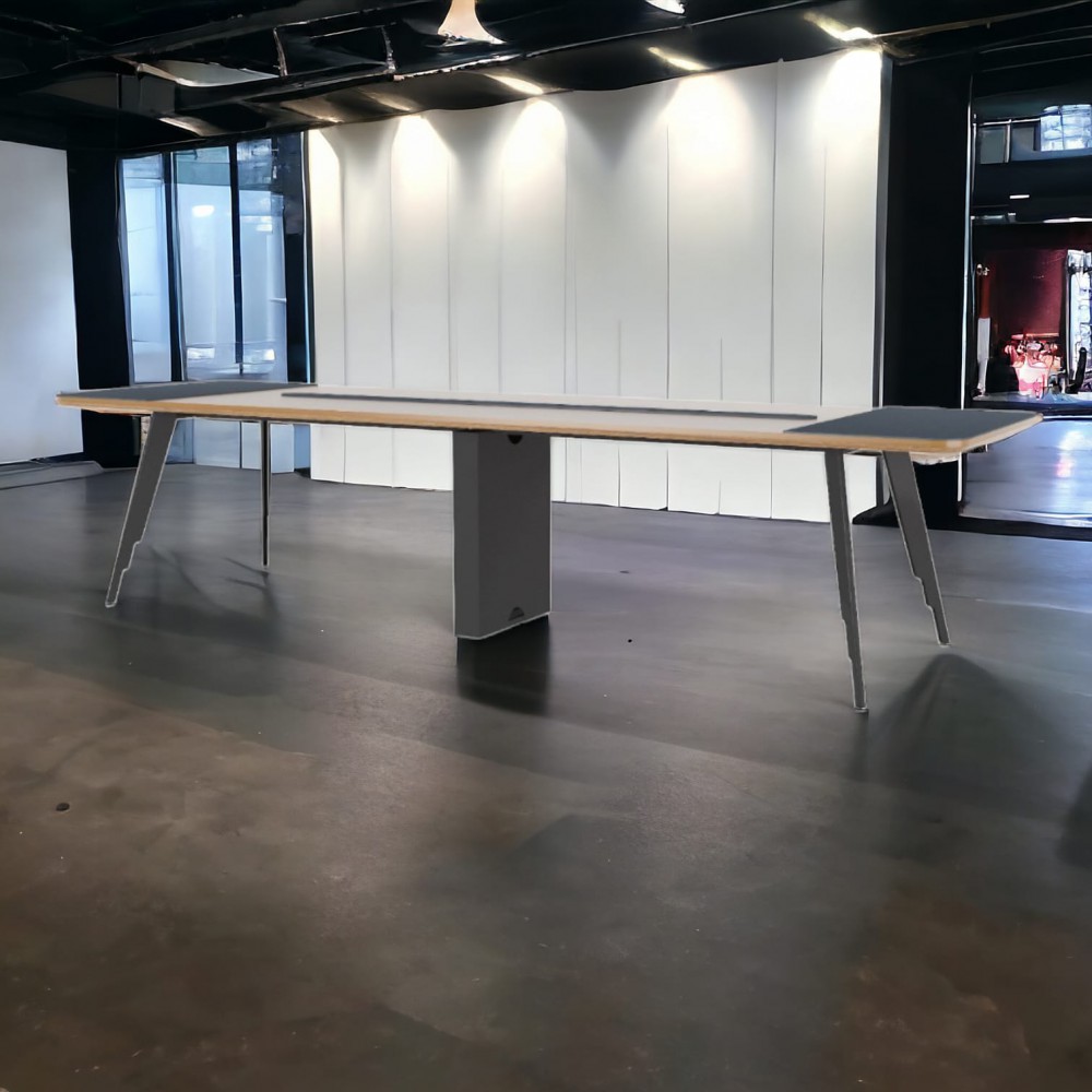 Wolfsburg r Meeting Table