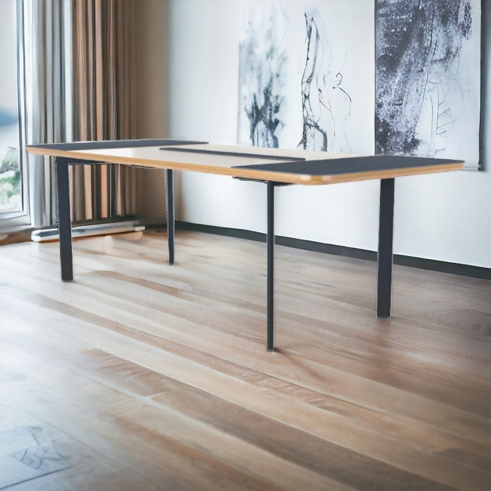 Dortmund Meeting Table