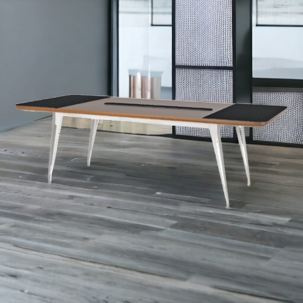 Hamburug Meeting Table