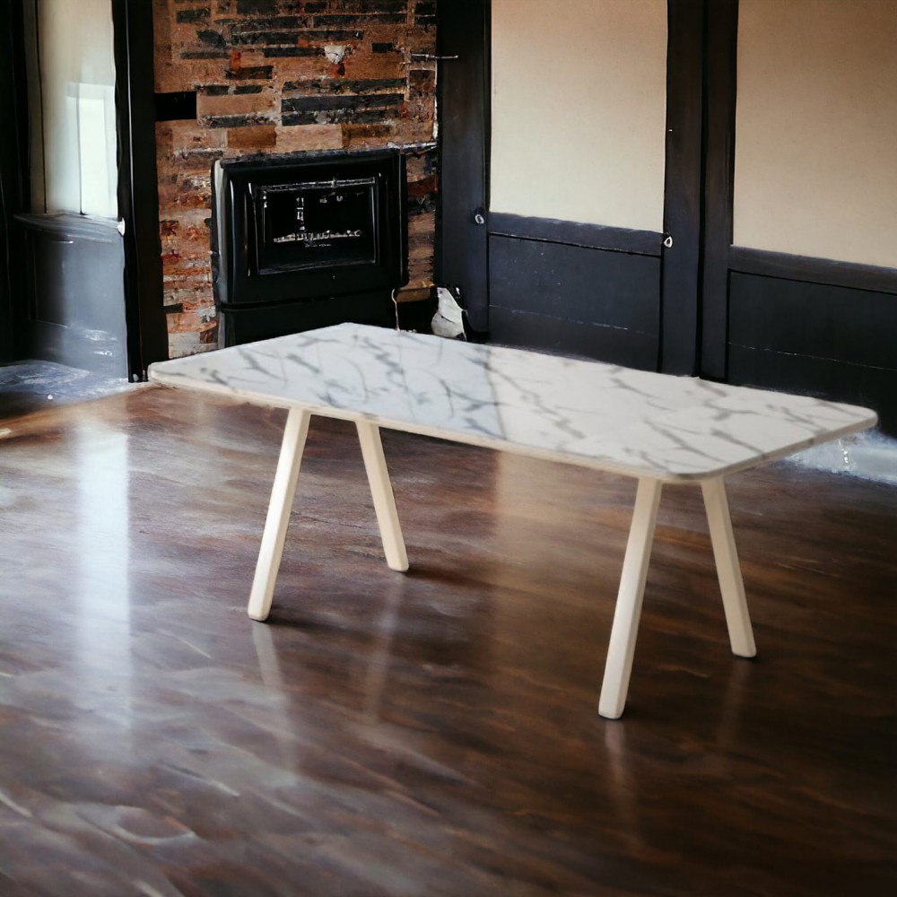 İbadan Meeting Table