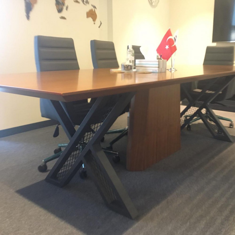 Wood Veneered Meeting Table