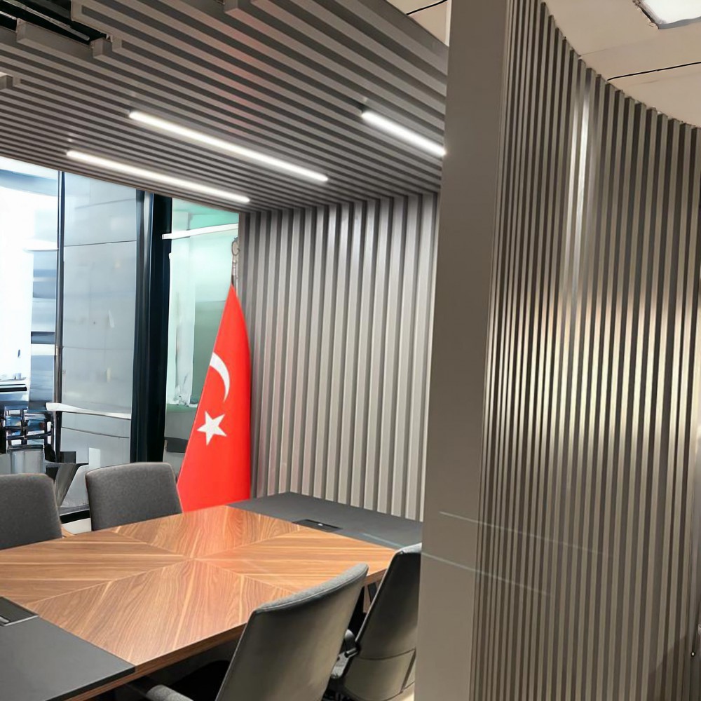 Decorative Separator