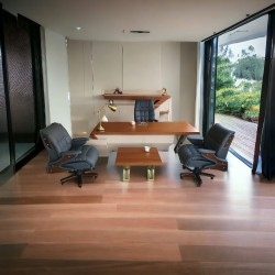 Gold Executive Office Set