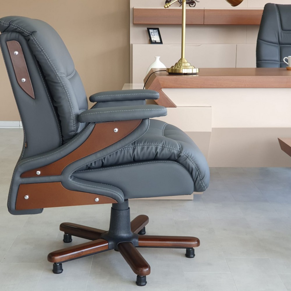 Gold Executive Office Set