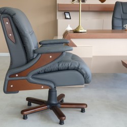 Gold Executive Office Set