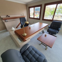Gold Executive Office Set