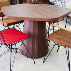 Round Meeting Wooden Tapered Leg