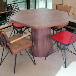 Round Meeting Wooden Tapered Leg