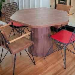 Round Meeting Wooden Tapered Leg