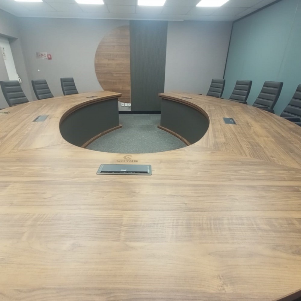 City Meeting Table