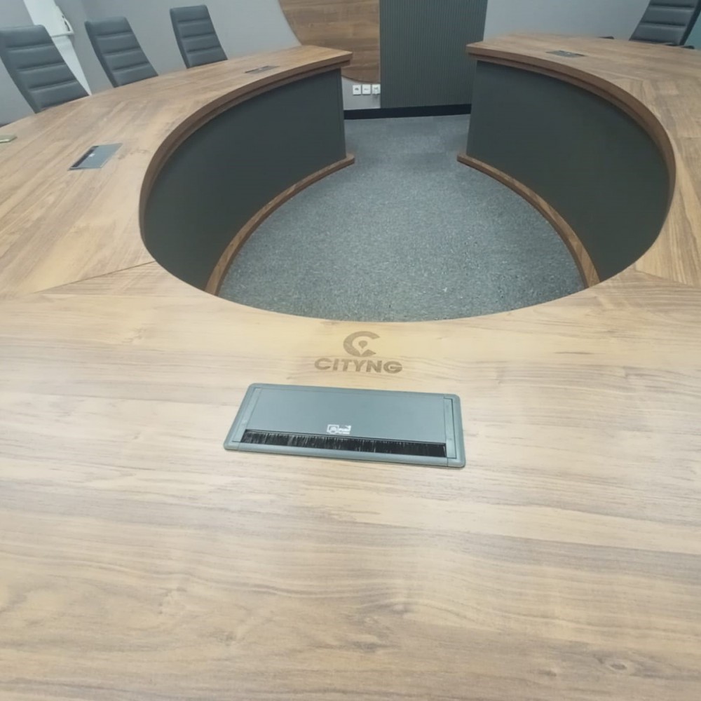 Round Meeting Table